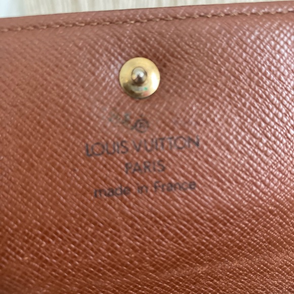 💕Authentic 💕Loius Vuitton Monogram wallet vintage bifold button coin - Picture 10 of 15